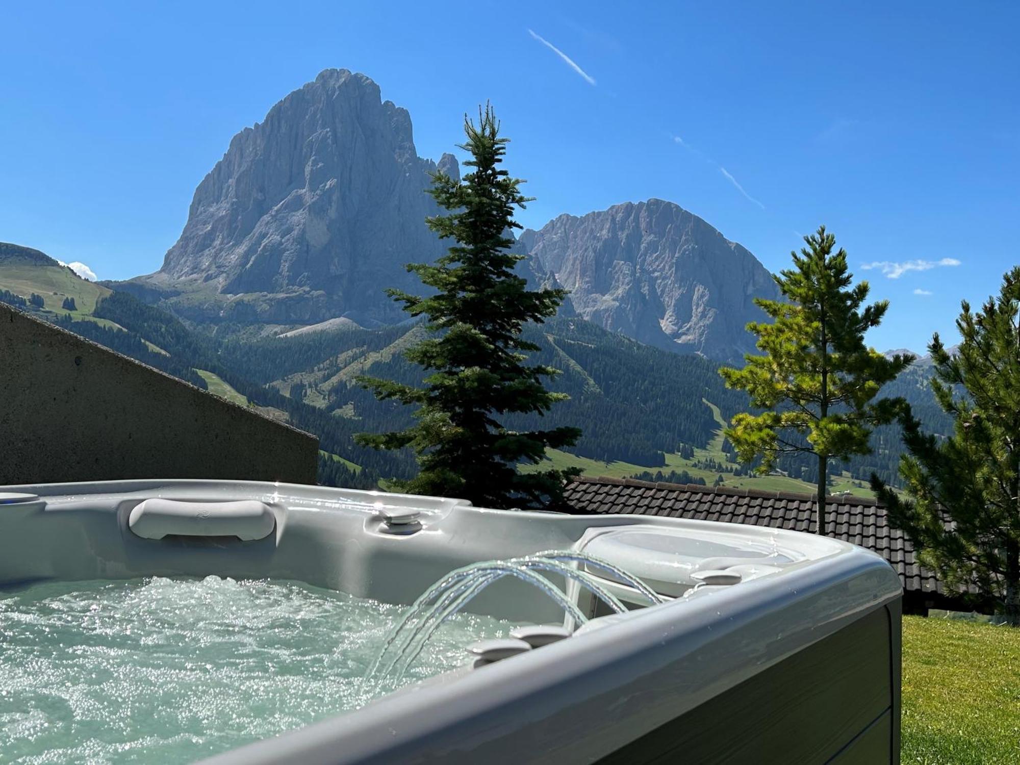 Apartments La Baita Santa Cristina Val Gardena Екстер'єр фото